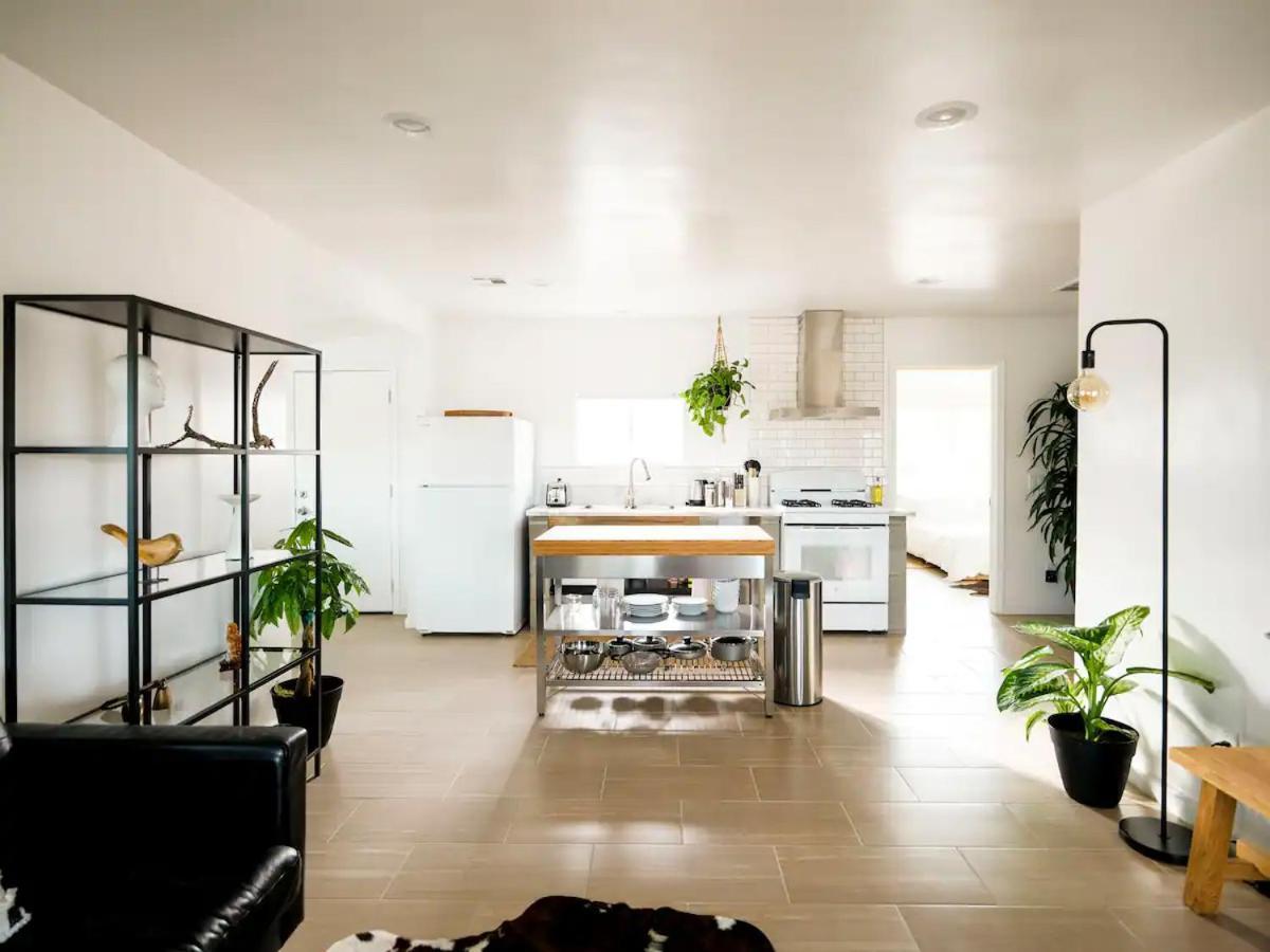 The Zen - Outdoor Shower, Gas Fireplace, Walkable To Shops & Restaurants Joshua Tree Exterior foto